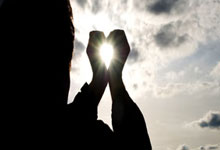 华体会体育：[NBA]哈利伯顿关键三分 步行者逆转国王.